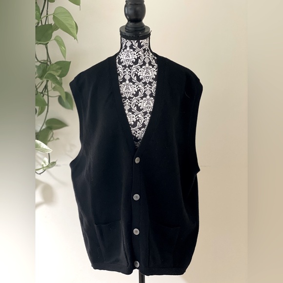 Vtg RETREAT WOOLMARK Men L Black Lambswool Grandpa Academia Prep Sweater Vest - Picture 2 of 11